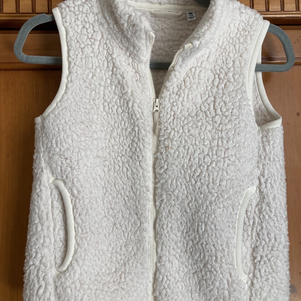 Uniqlo Sherpa Vest
